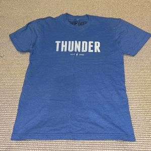 thunder sports team t-shirt size medium